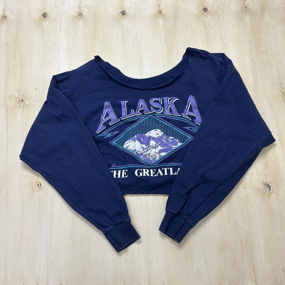 Vintage Alaska Shirt Womens Medium‎ Blue Cropped Sweatshirt The Greatland Fleece